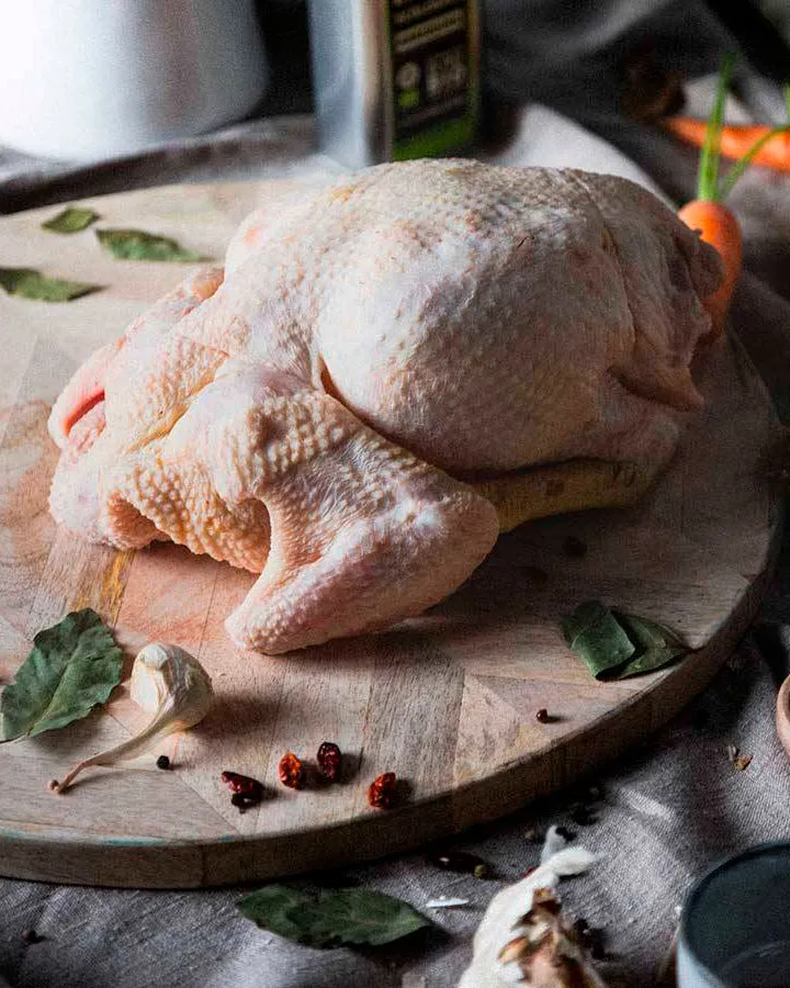 Pularda Celta fresca artesanal 8-10 raciones