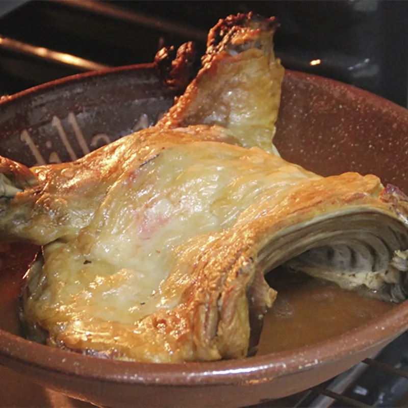 Cuarto de LECHAZO ASADO Paradilla 143