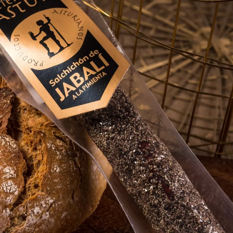 EMBUTIDO DE JABALÍ A LA PIMIENTA (350 g.)