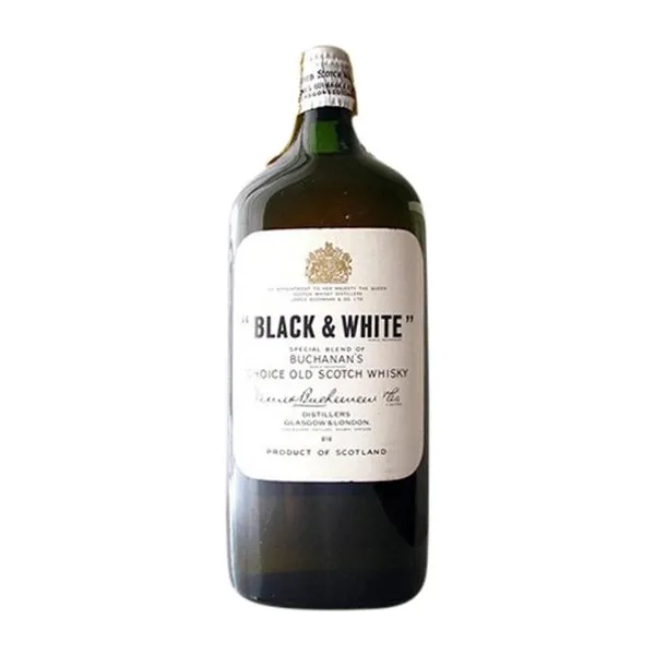 Whisky Blended Buchanan's Black & White Años 60 Escocia 70 cl Ejemplar Coleccionista No Apto para Consumo